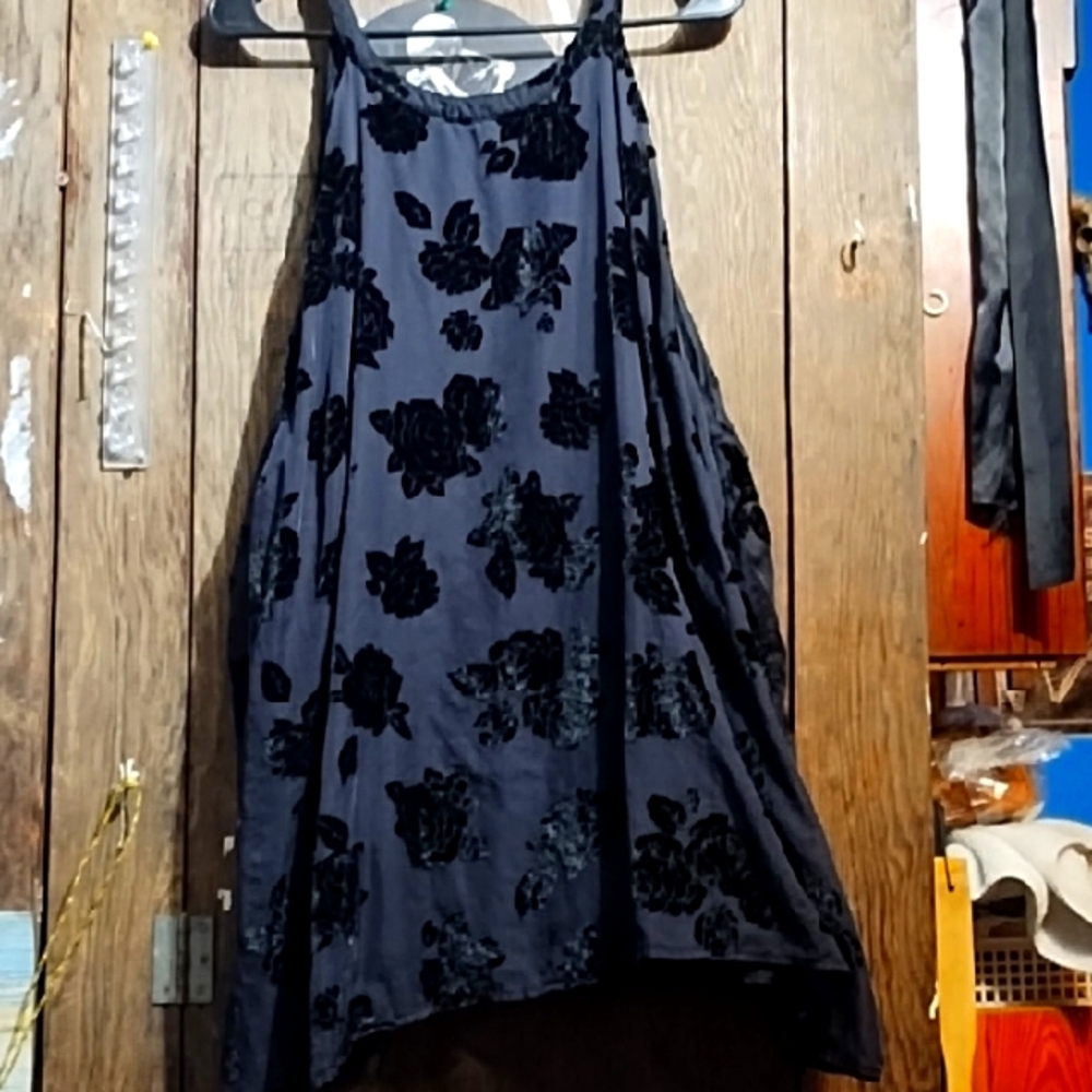 Black Floral Sleeveless Dress size small